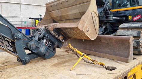 how to chain down mini excavator|chain down a mini excavator.